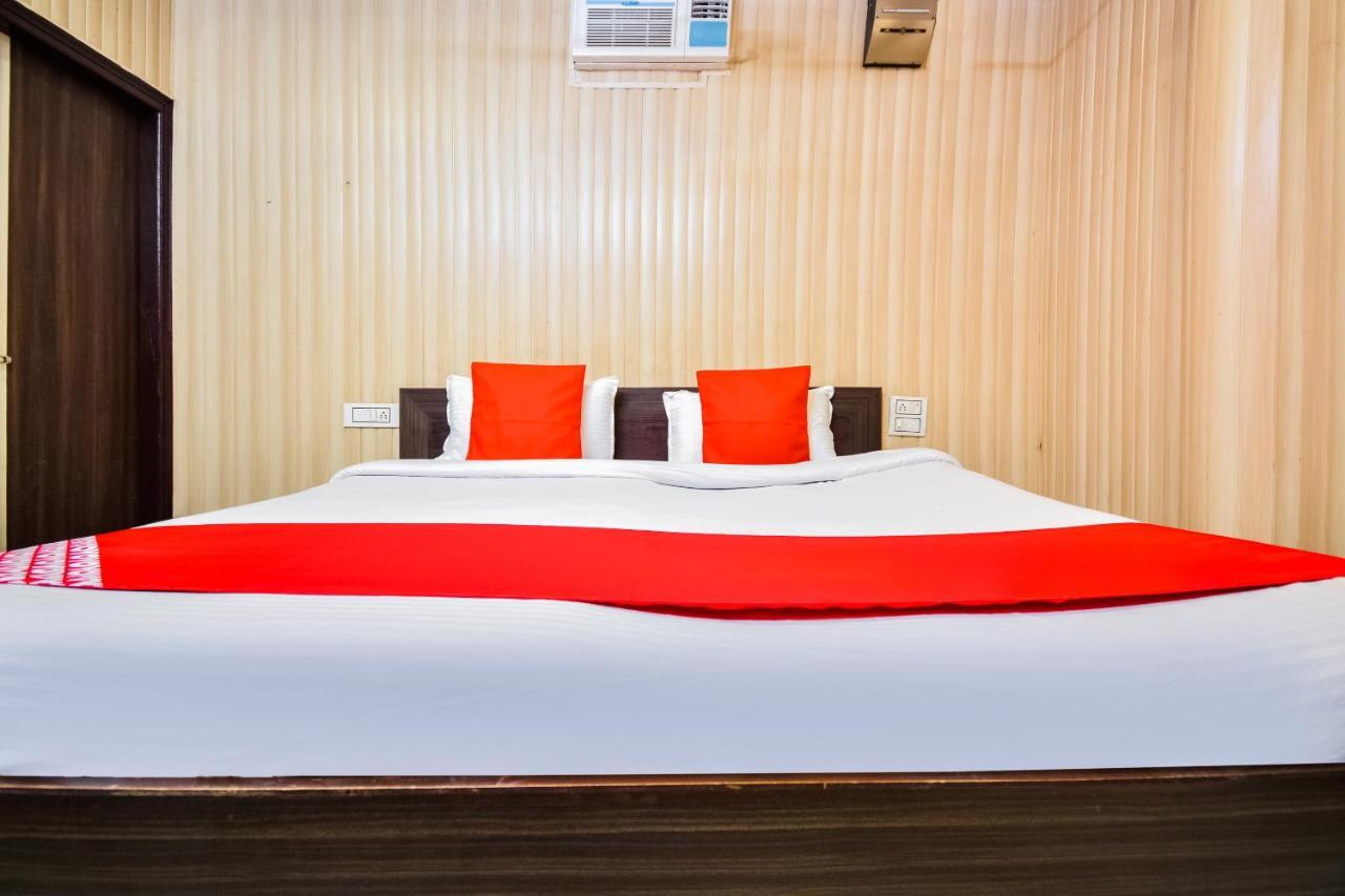 Oyo 46152 Hotel Neelam Karnāl 외부 사진