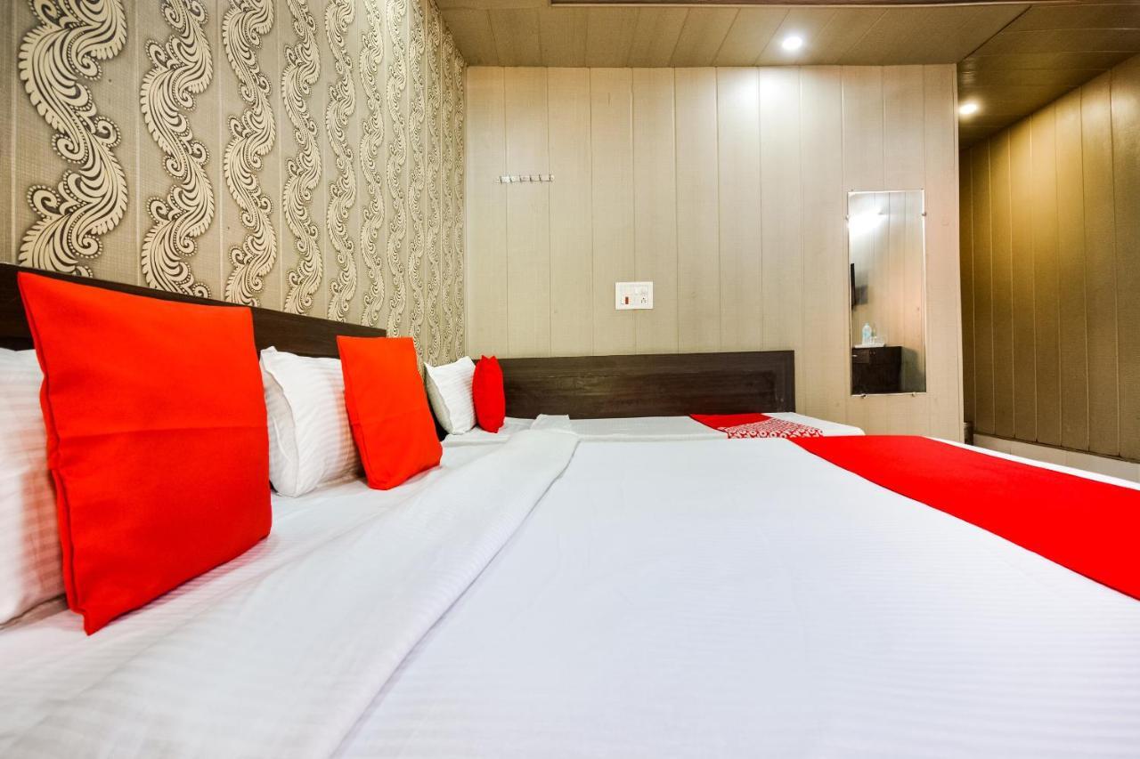 Oyo 46152 Hotel Neelam Karnāl 외부 사진